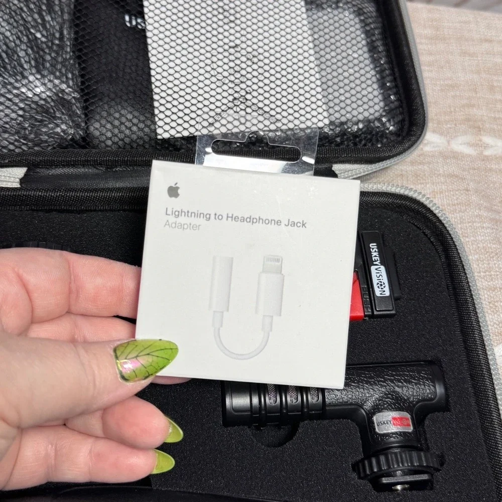USKEYVISION VLOG K2 Smartphone Microphone Light Video Kit with Case Gray